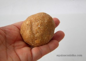 Paozinho+integral+recheado+com+maca+e+canela