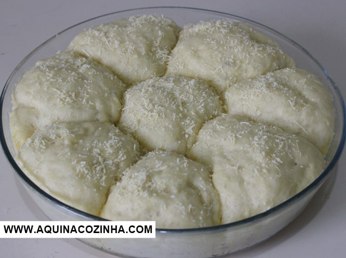 Pão de Micro-ondas (de parmesão)